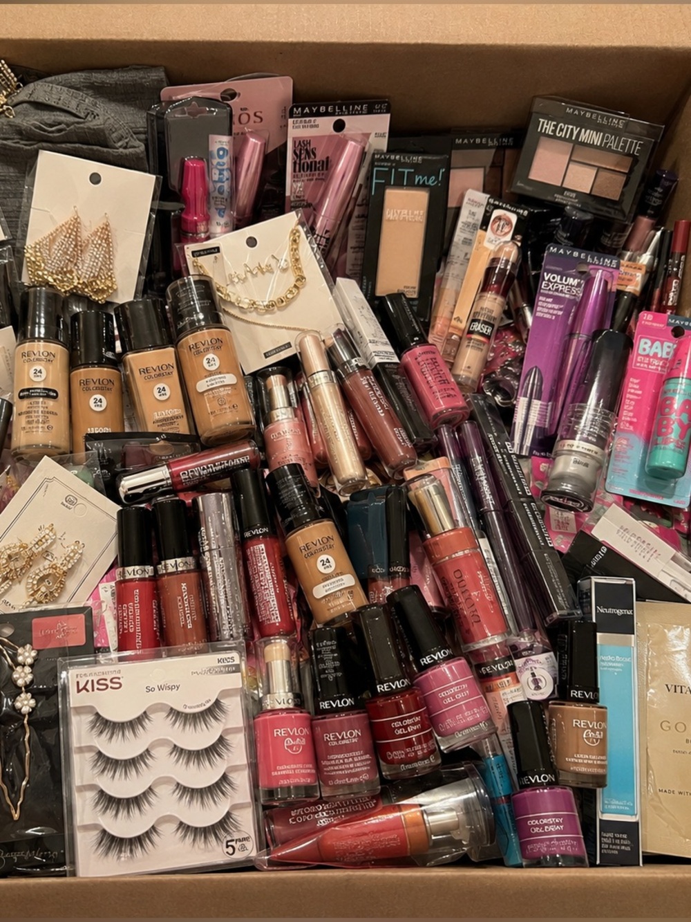 Mystery RESELLERS makeup / skincare / self care / jewelry lot wholesale bulk